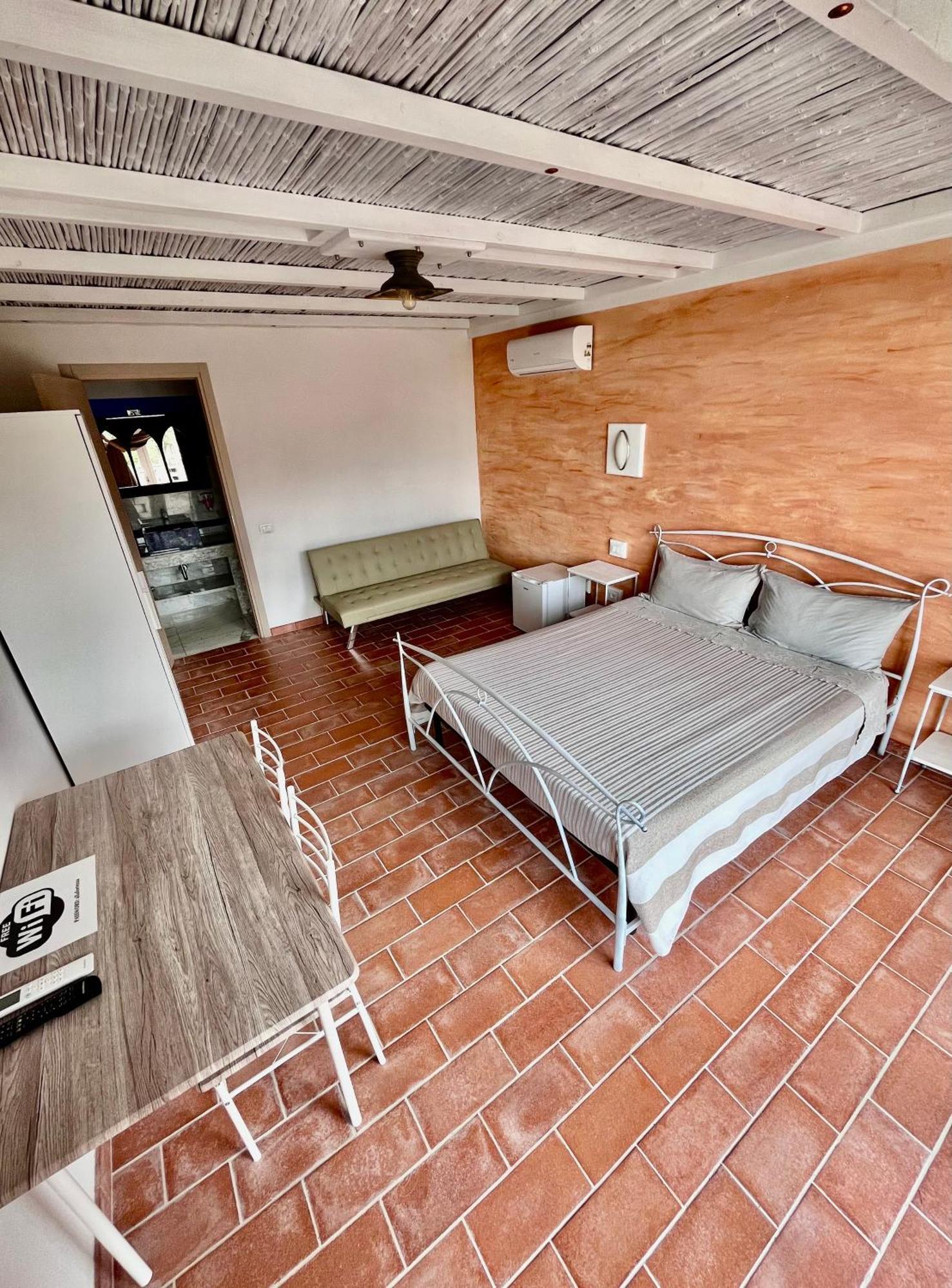 סרזאנה B&B Alla Fortezza מראה חיצוני תמונה